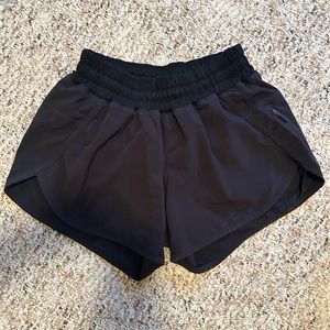 Lululemon Tracker Short Size 4 - see photo (small tear)